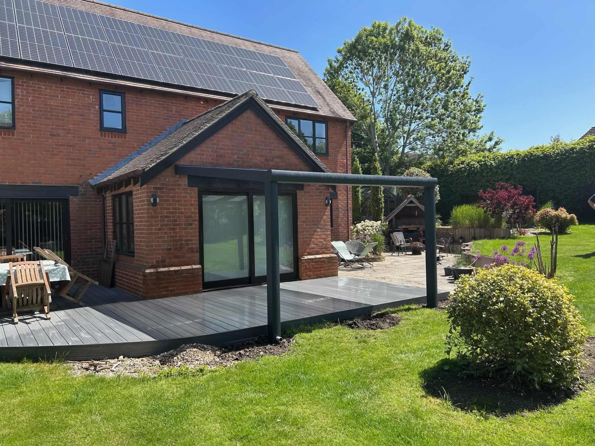 Small Contemporary Glass Veranda